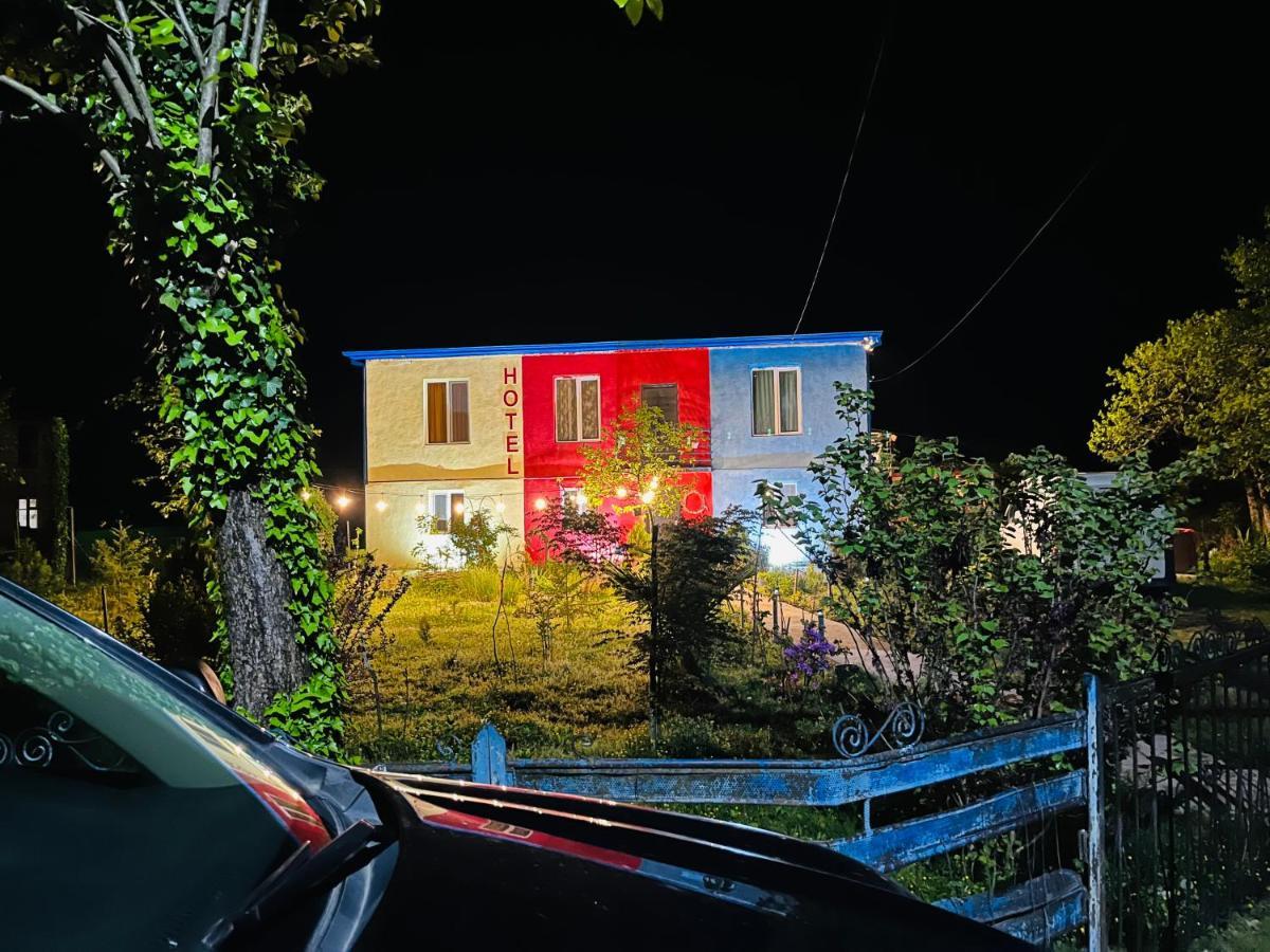 Novel House Apartment Martvili Bagian luar foto